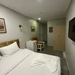 Dimbil Apartment *