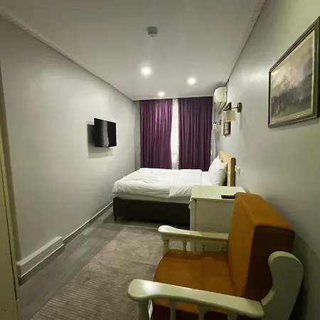 Apartment Dimbil